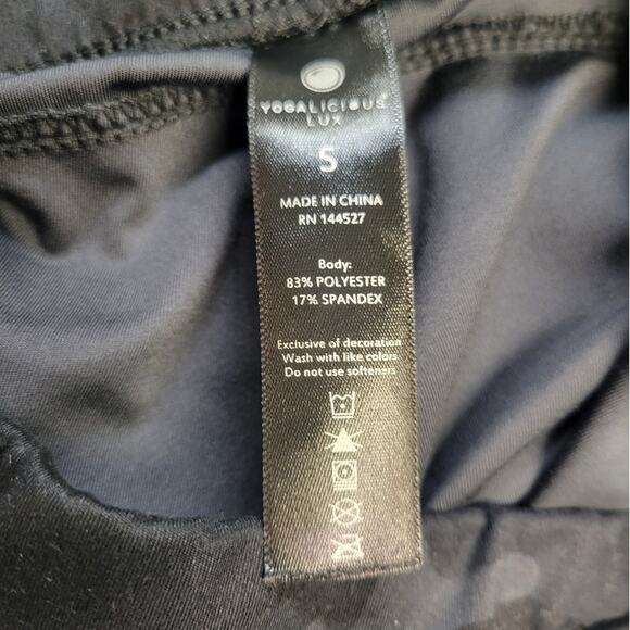 Lux Yogalicious Black Camo Pants/Leggings Sz Small, Slash Pockets - Picture 6 of 10